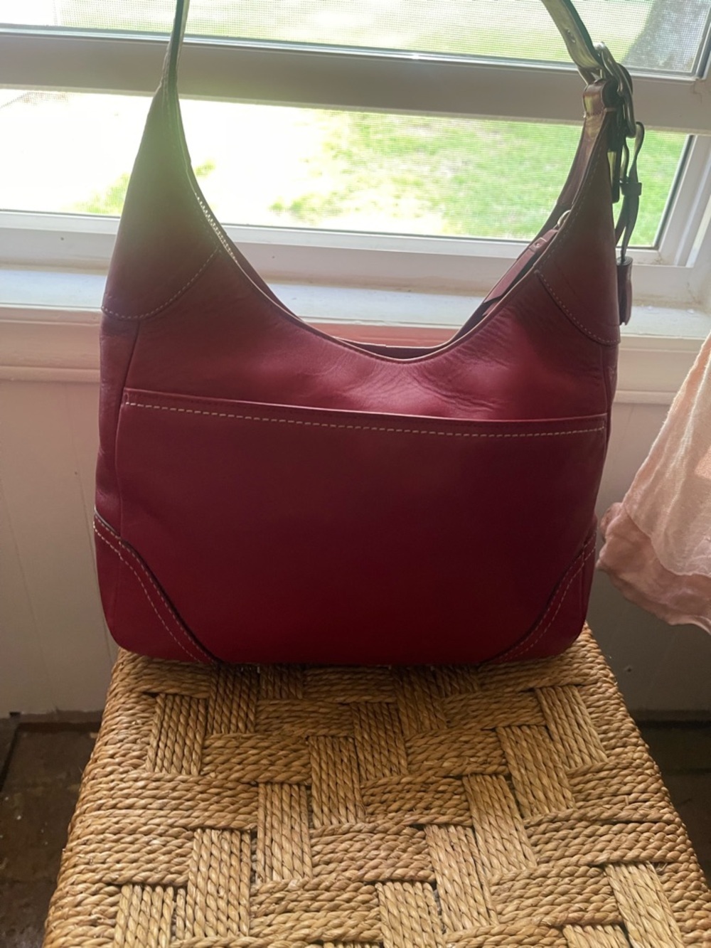 Vintage Red Coach Hampton with Tassel - Picture 9 of 9